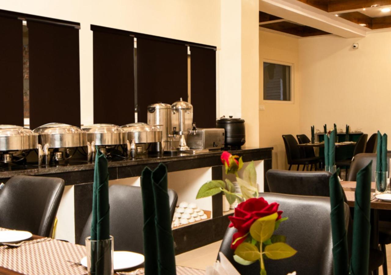 Raj - Darjeeling Near Mall Road Hotel