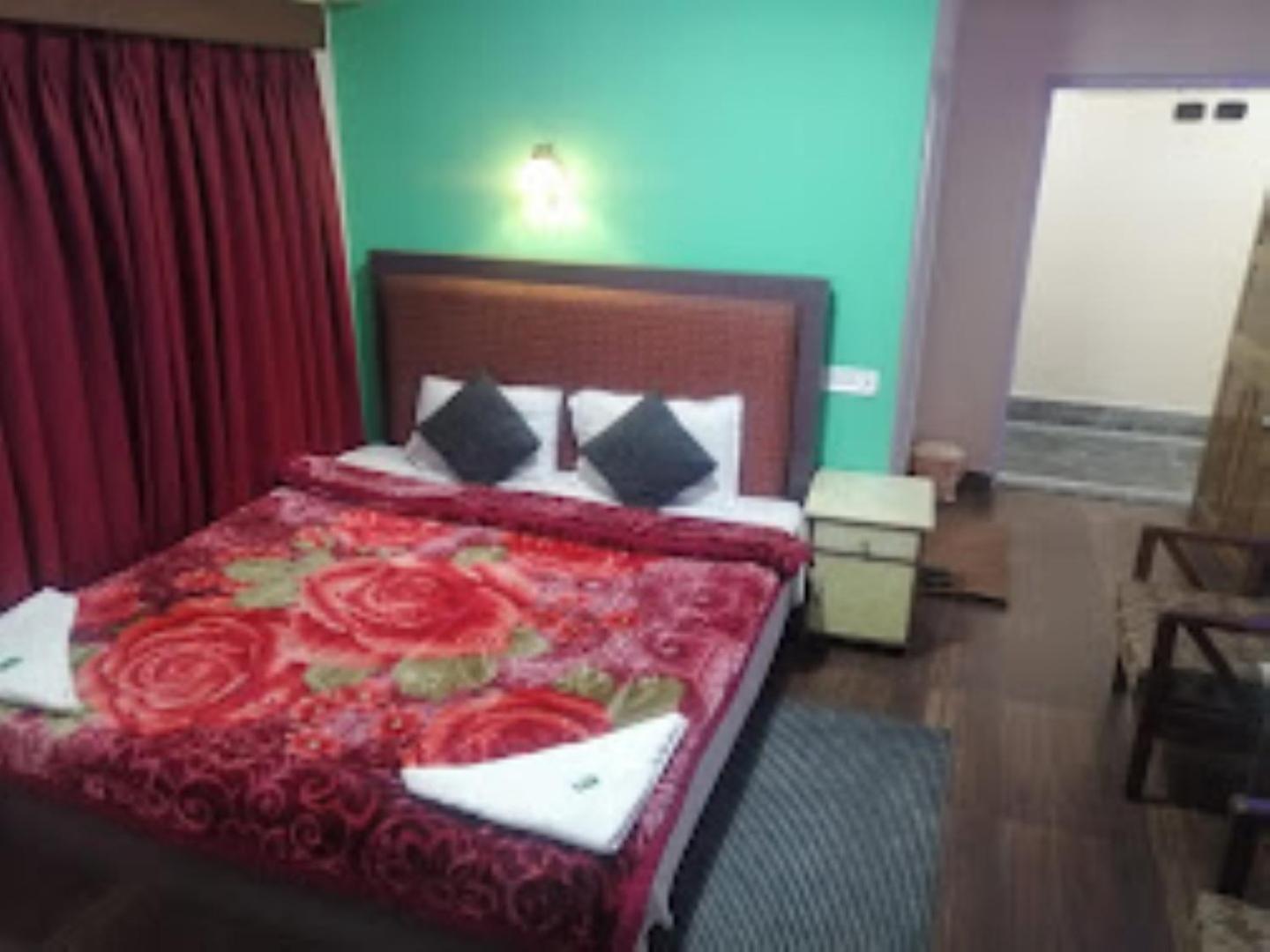 Hotel Darjeeling Summer Palace , Darjeeling 2*
