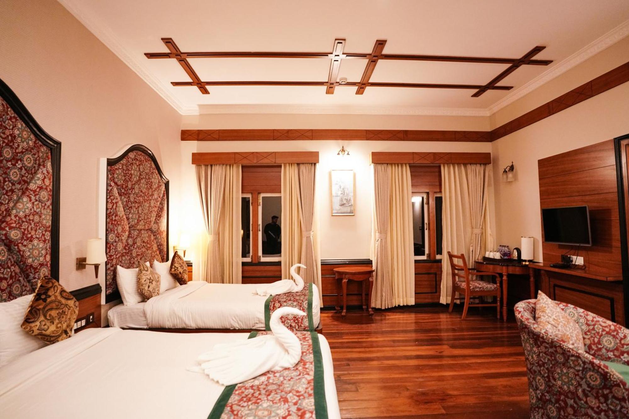 Hotel Orsino Mall Road