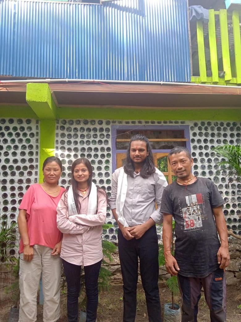 Dsd Bomzon Homestay *