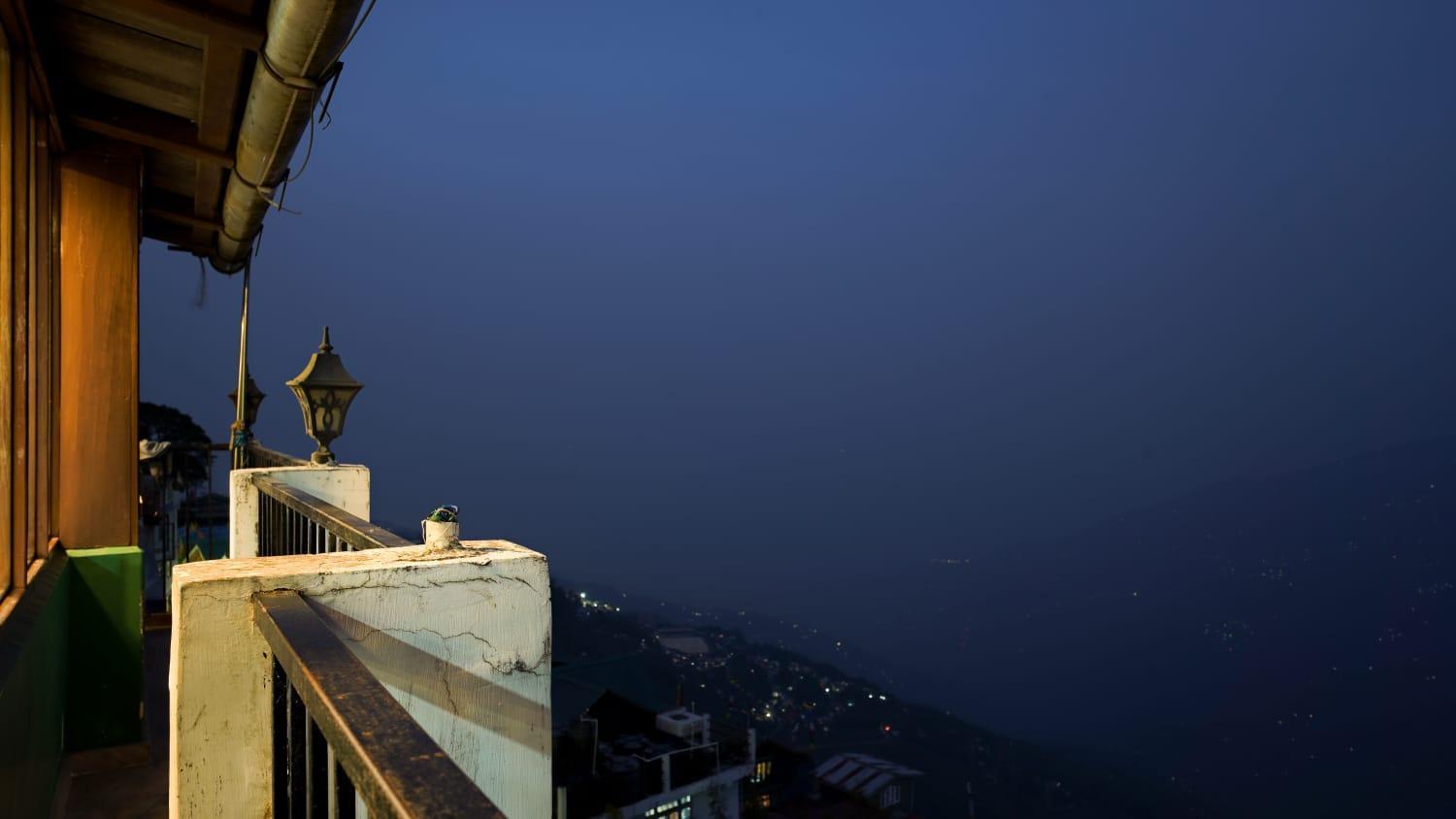 Hotel Indus Mount Royale - Mall Road