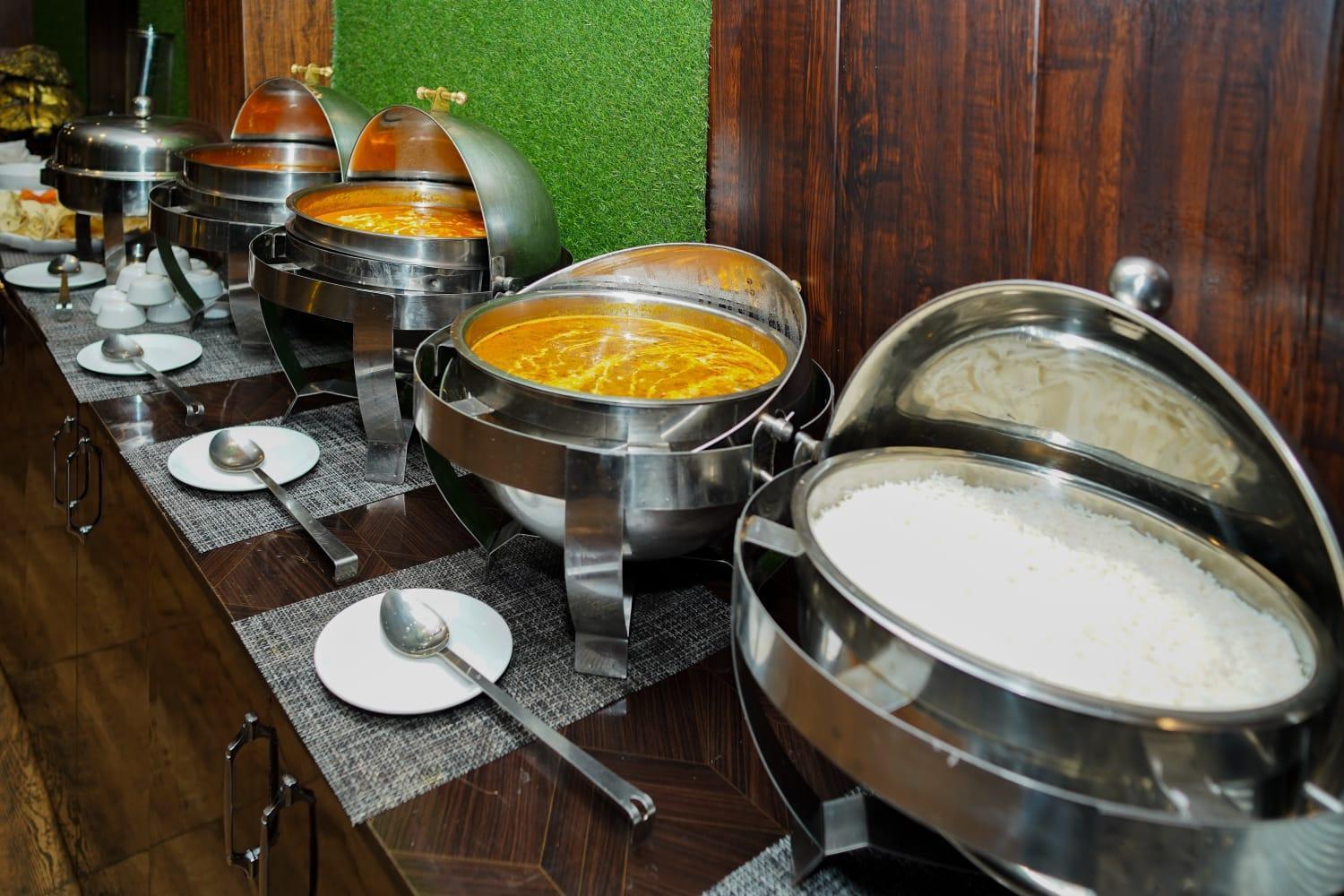 Hotel Indus Mount Royale - Mall Road 3*