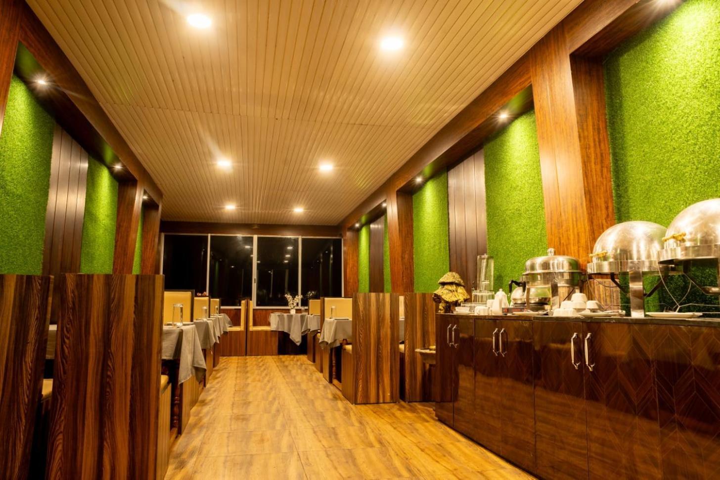 Indus Mount Royale - Mall Road
