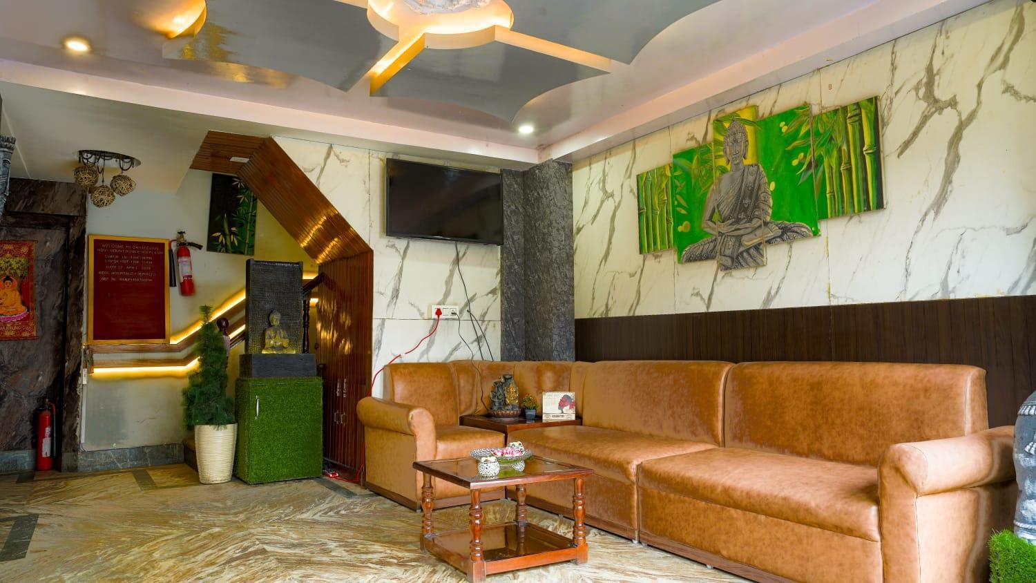Indus Mount Royale - Mall Road Hotel Darjeeling (West Bengal)