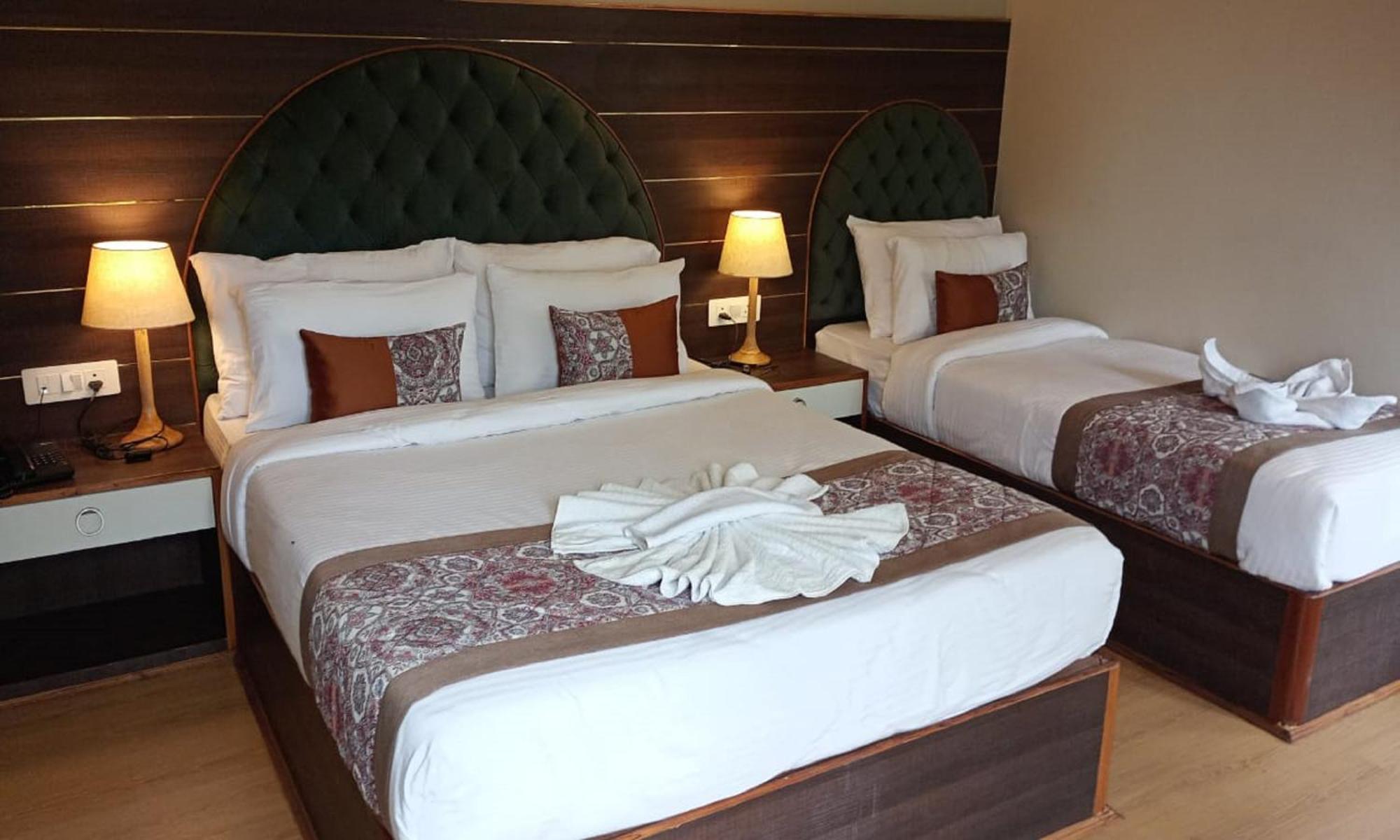 Cliffton Royals Hotel 3*