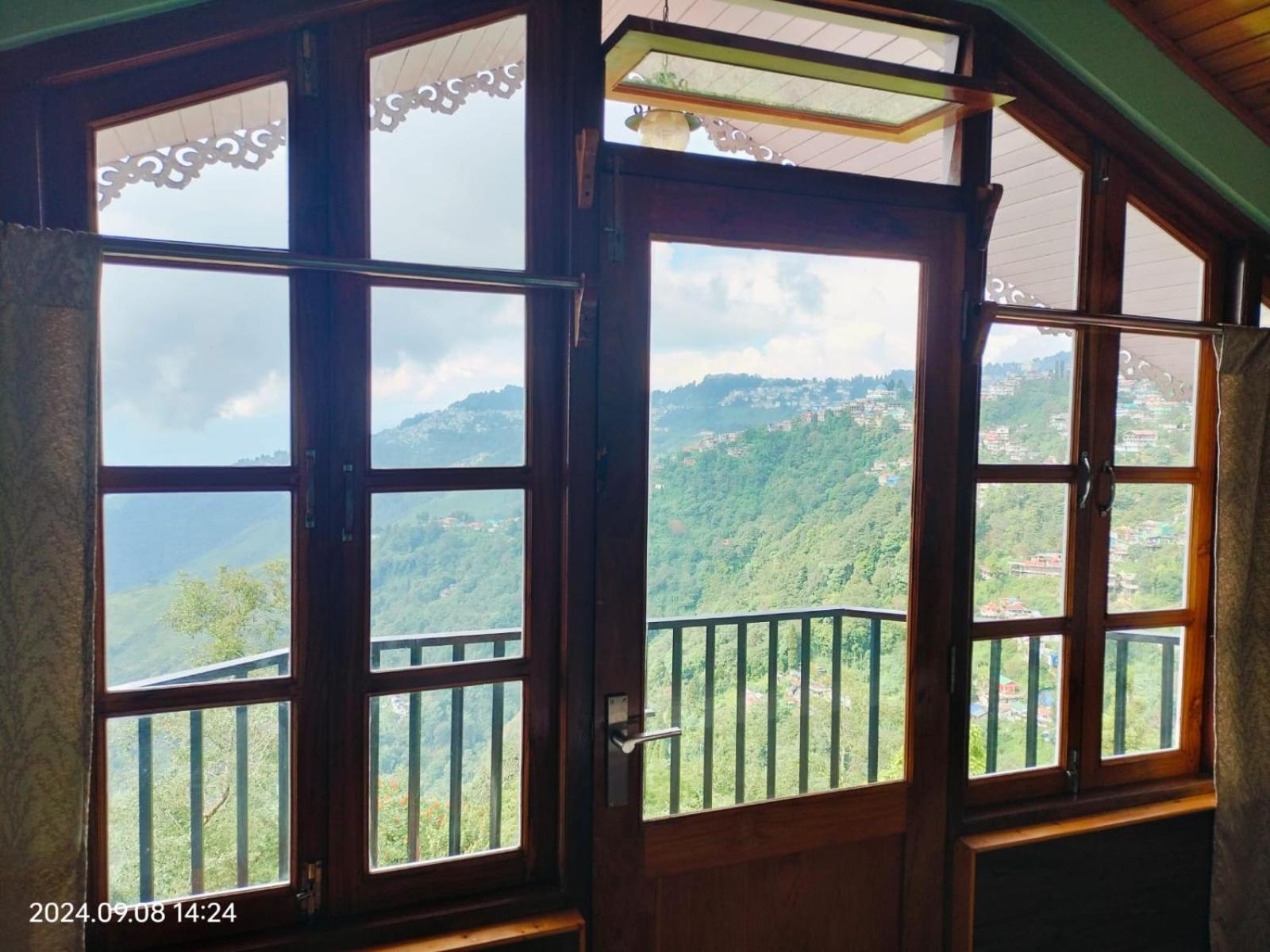 Kanchan View Homestay *