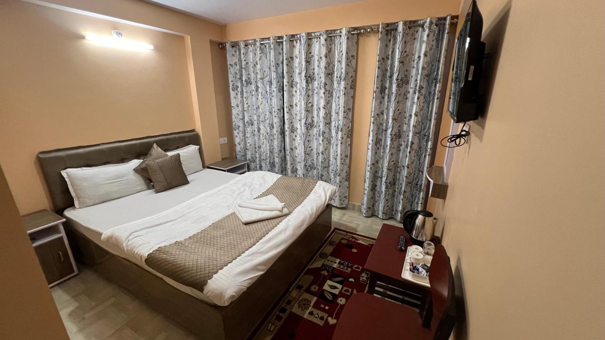 Hill Hotel