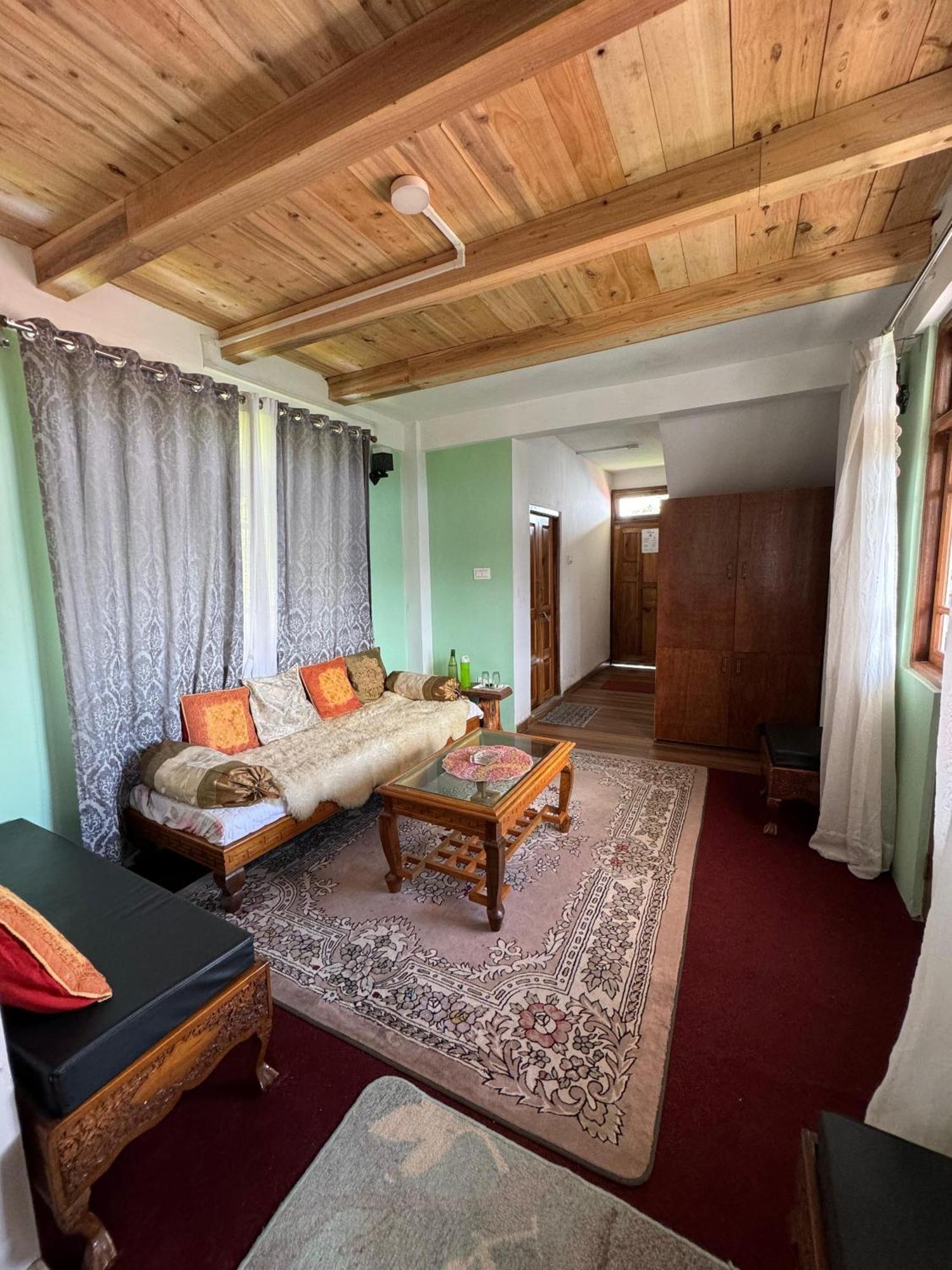 Hermit Retreat Homestay Darjeeling (West Bengal)