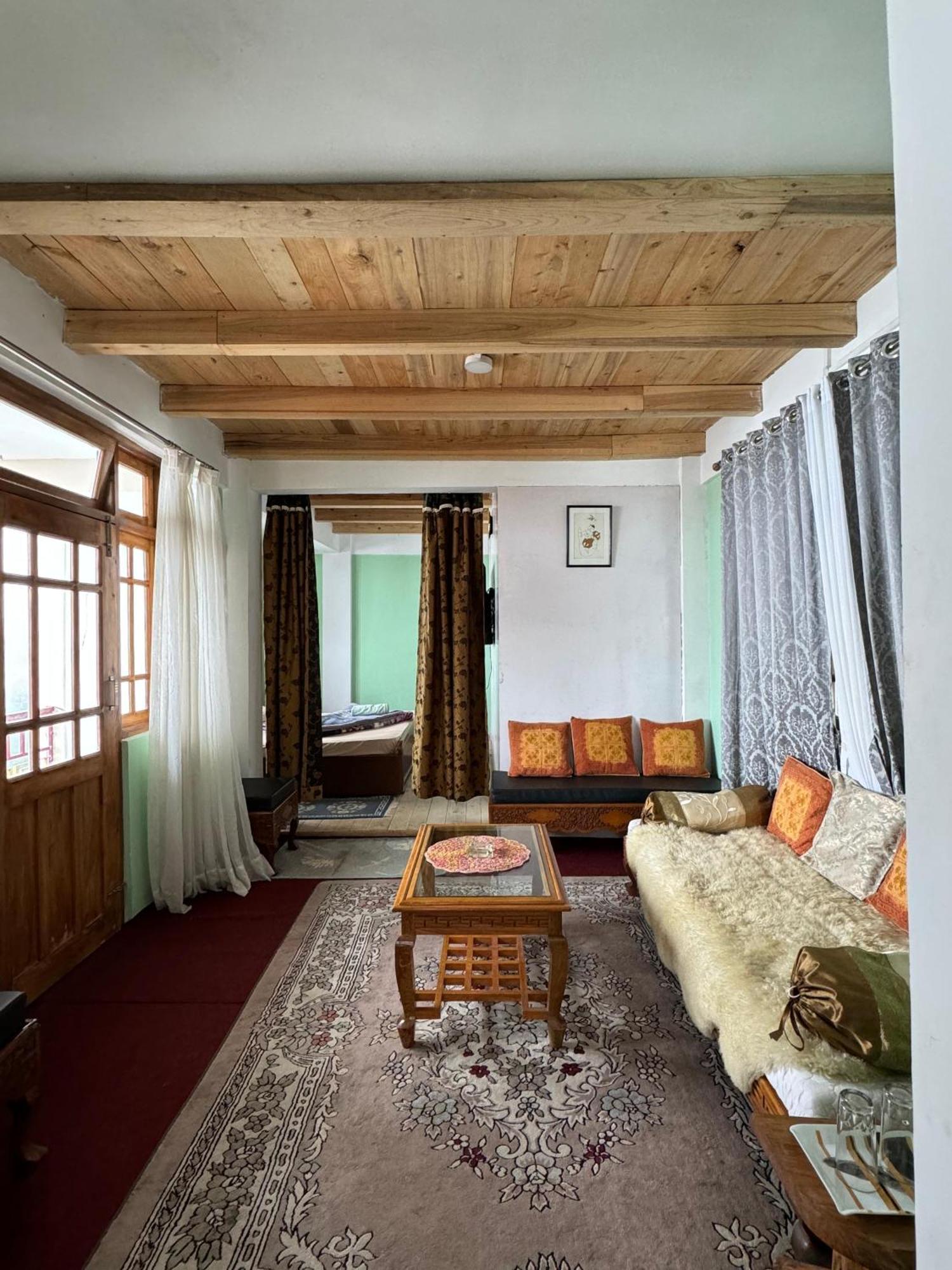 Homestay Hermit Retreat *