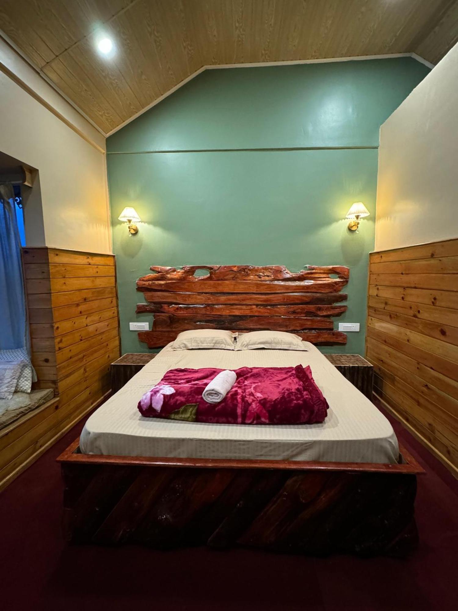 Hermit Retreat * Darjeeling (West Bengal)