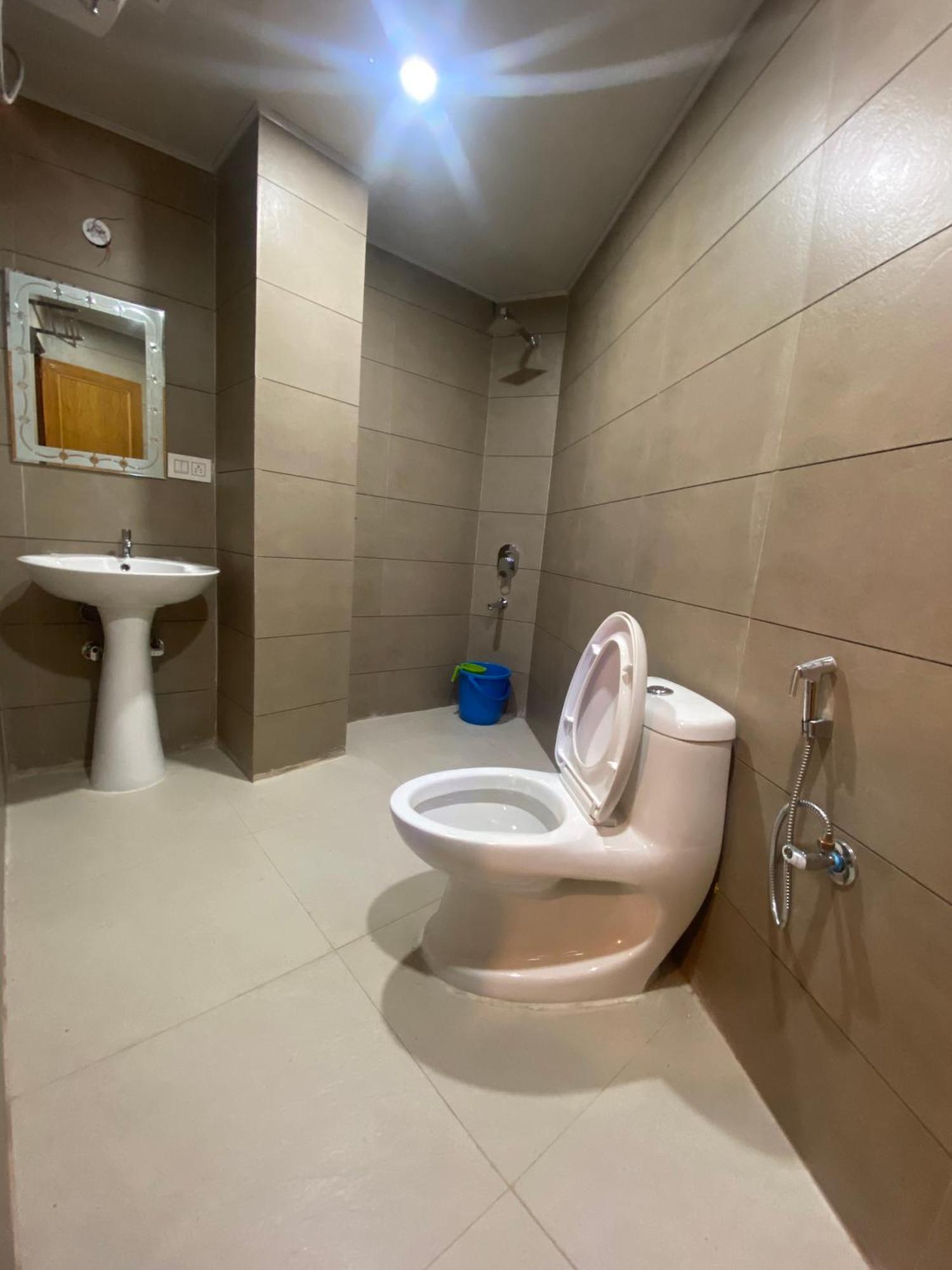 Amaira , Merry Hotel Darjeeling (West Bengal)