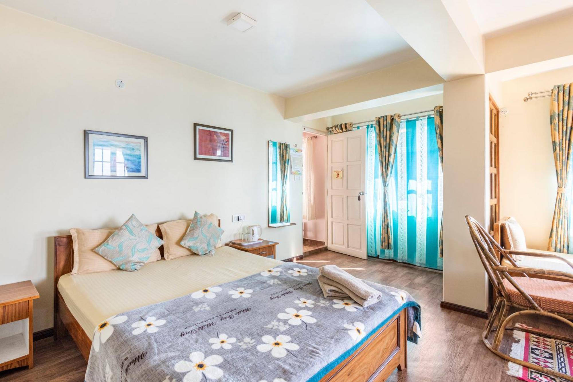Bed & Breakfast Little Singamari