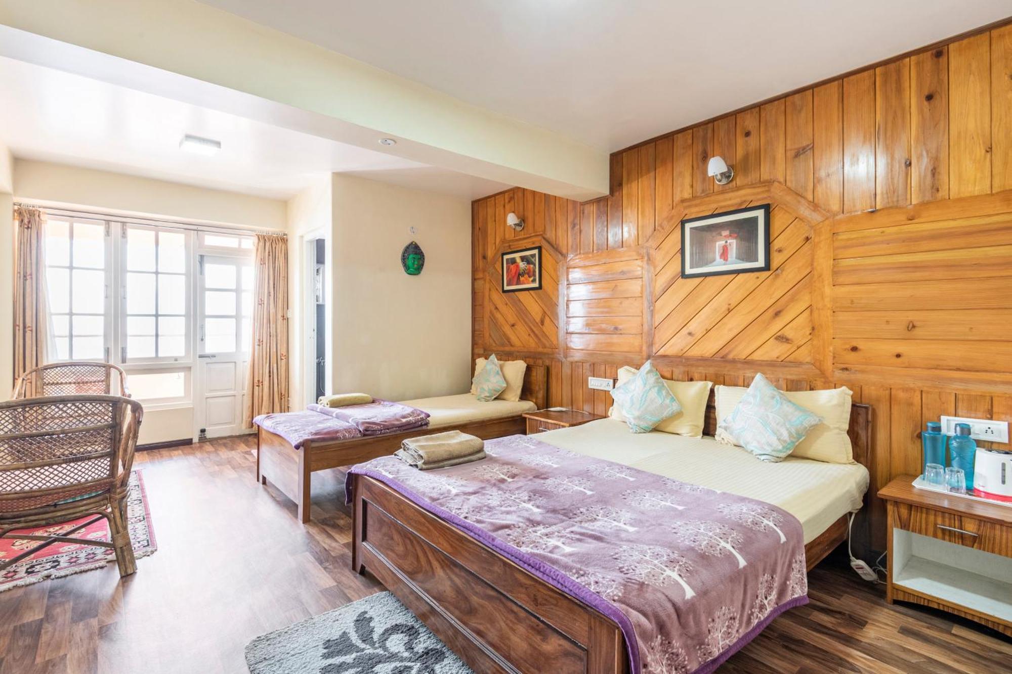 Little Singamari Bed & Breakfast