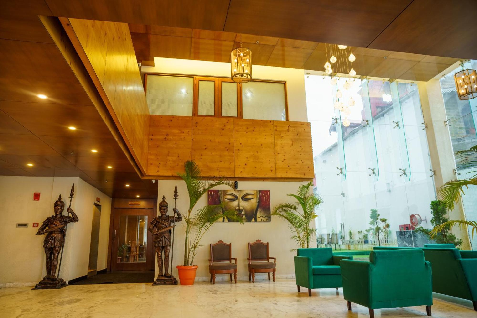 Hotel Orsino Mall Road