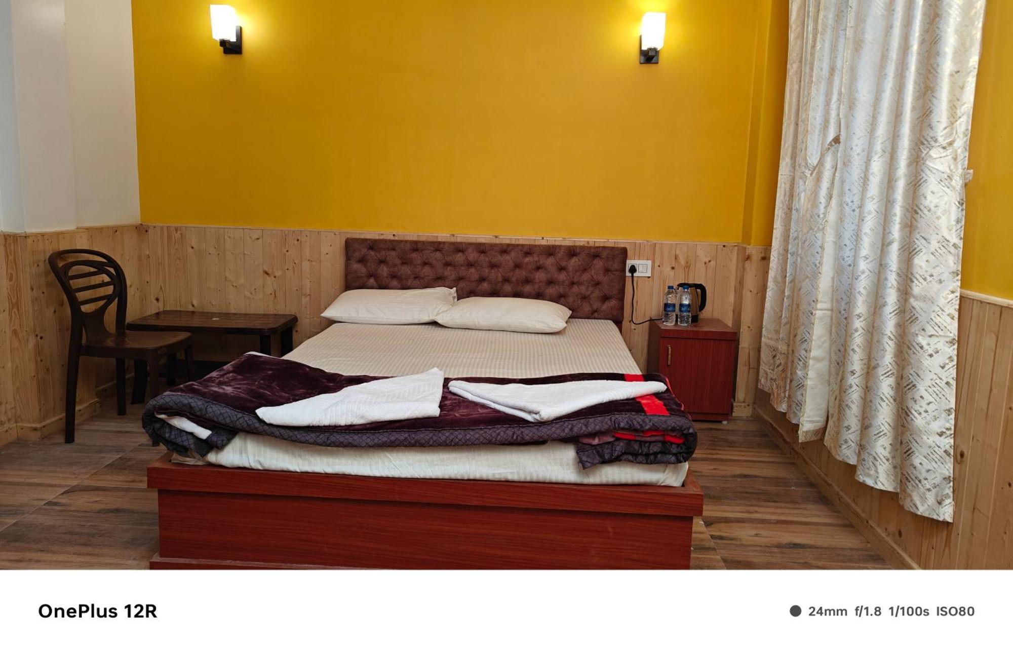 Homestay Bayaroo Lamahatta