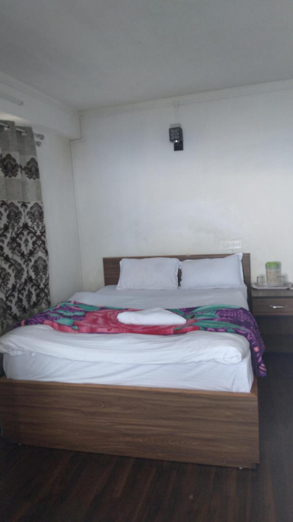 Homestay Everglaze *