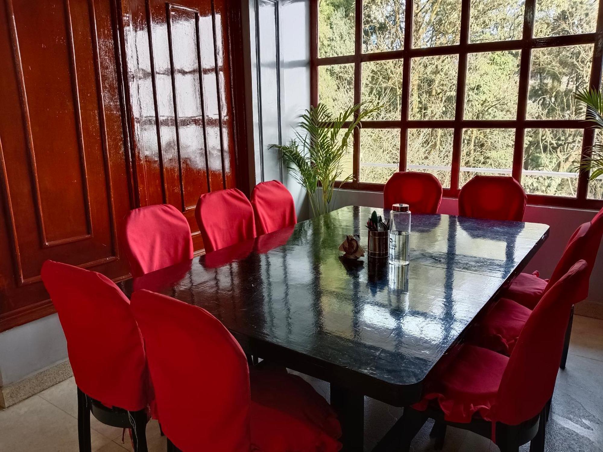 Aps Homestay Darjeeling (West Bengal)