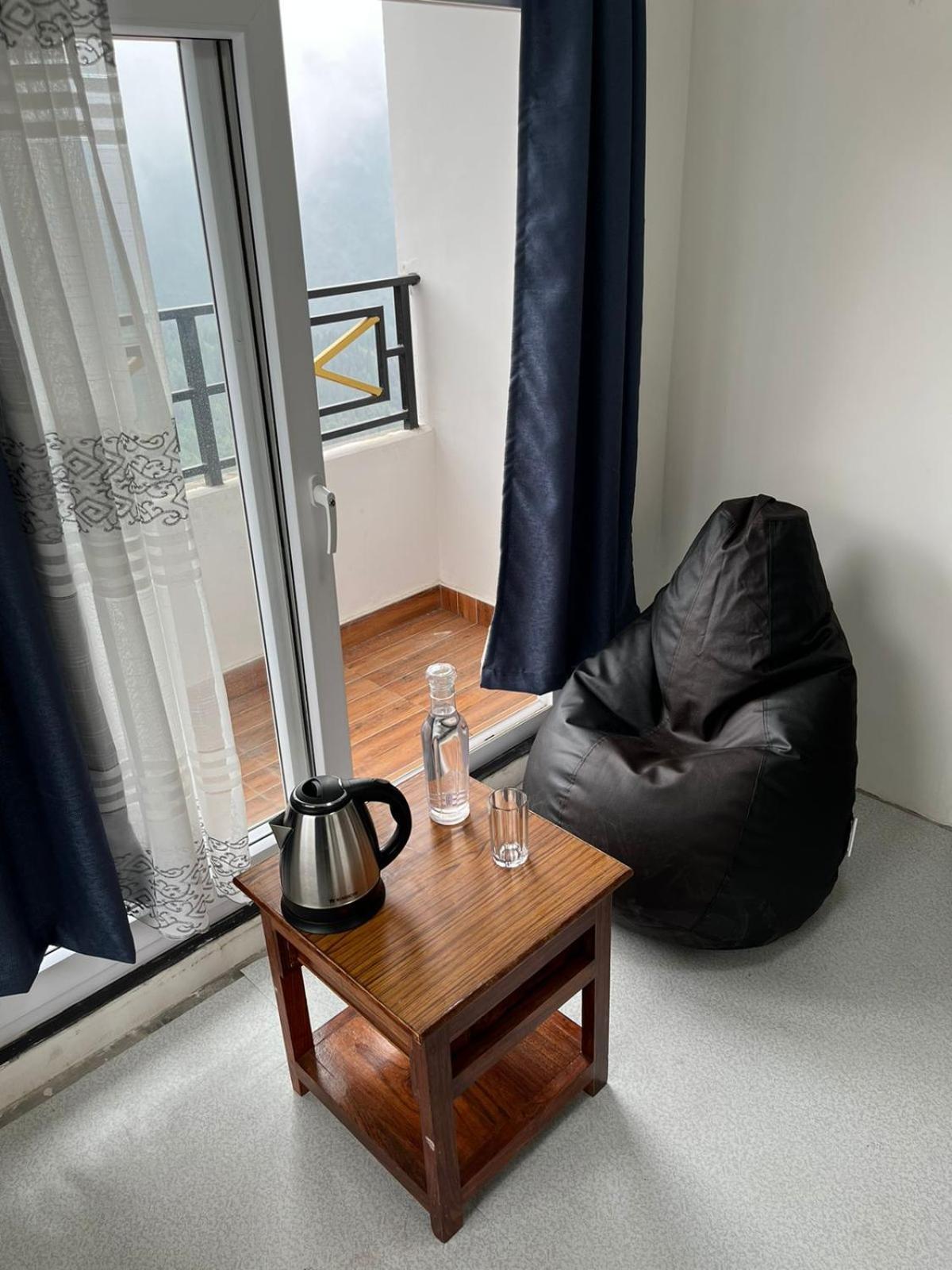 Hotel The Breeze