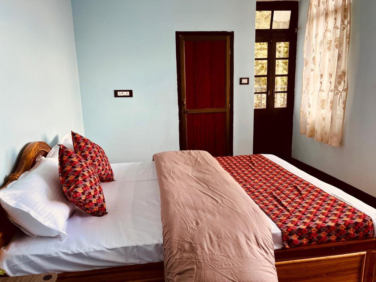 Homestay Forest - 80 Mts From Mall Road Darjeeling (West Bengal)