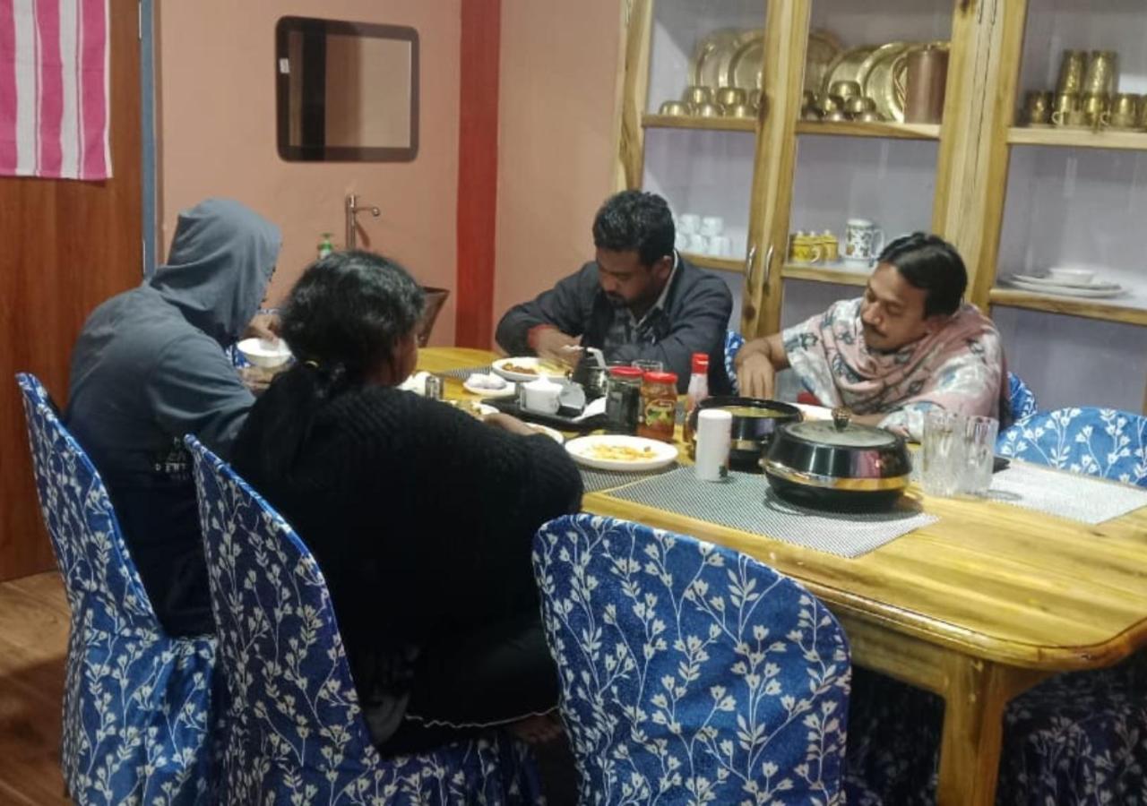 Homestay Surya - Rural Tea Garden *
