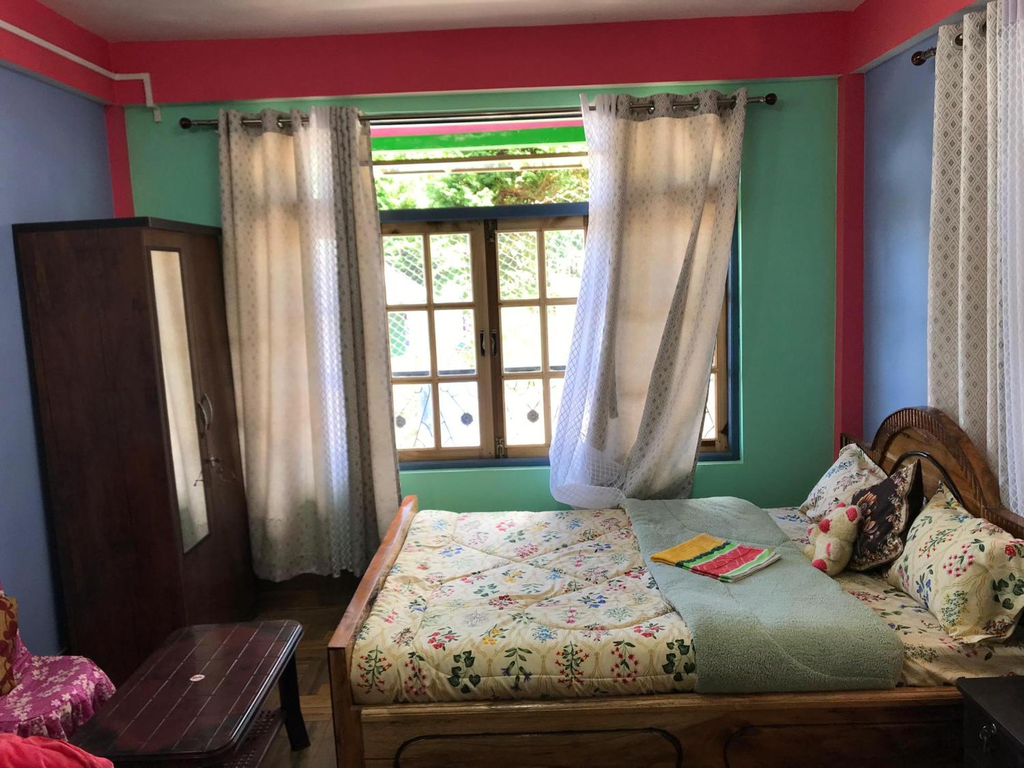 Homestay Surya - Rural Tea Garden *