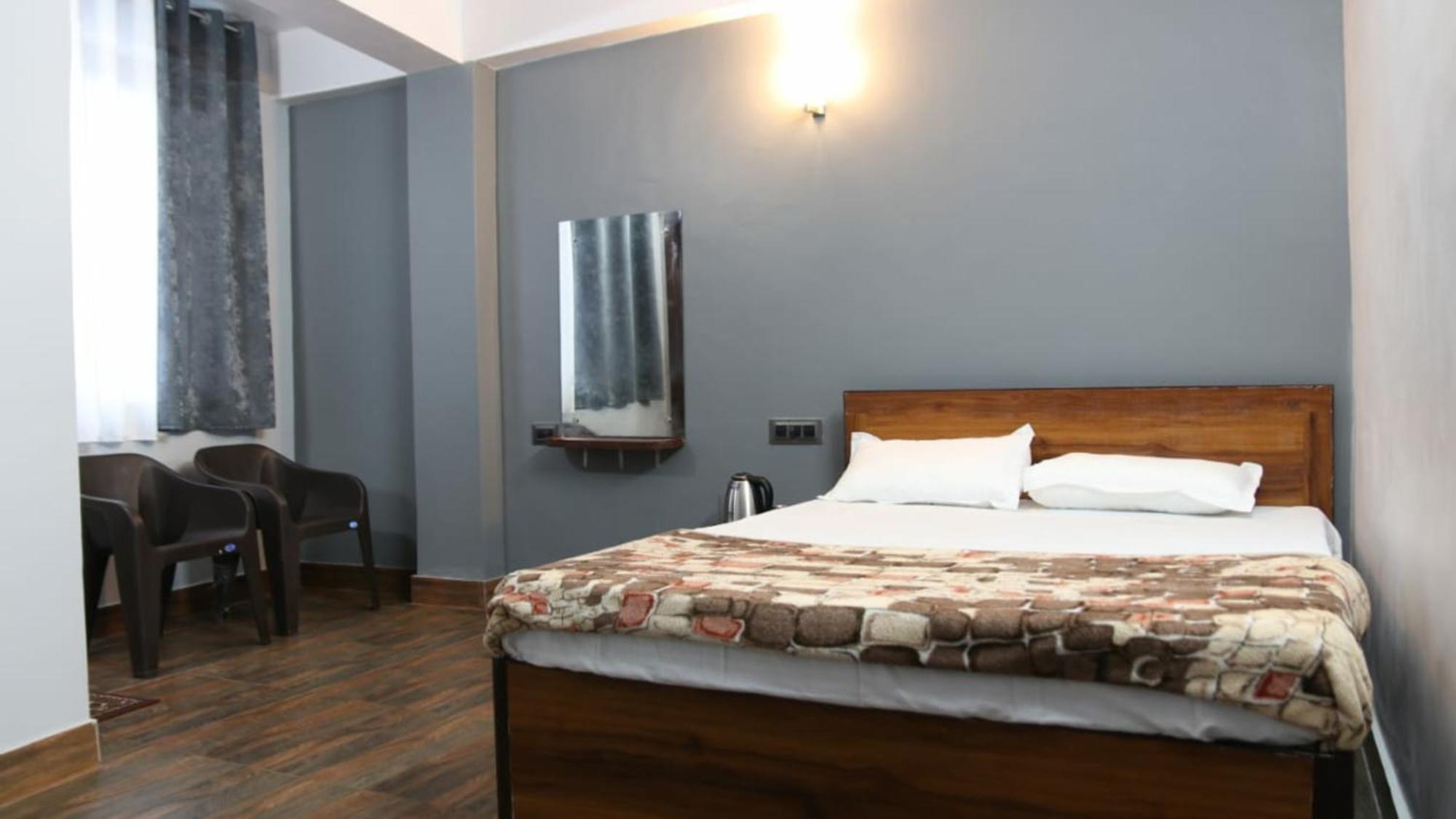 Pitstop Darjeeling - Excellent Service Recommended & Couple Friendly Hotel Darjeeling (West Bengal)