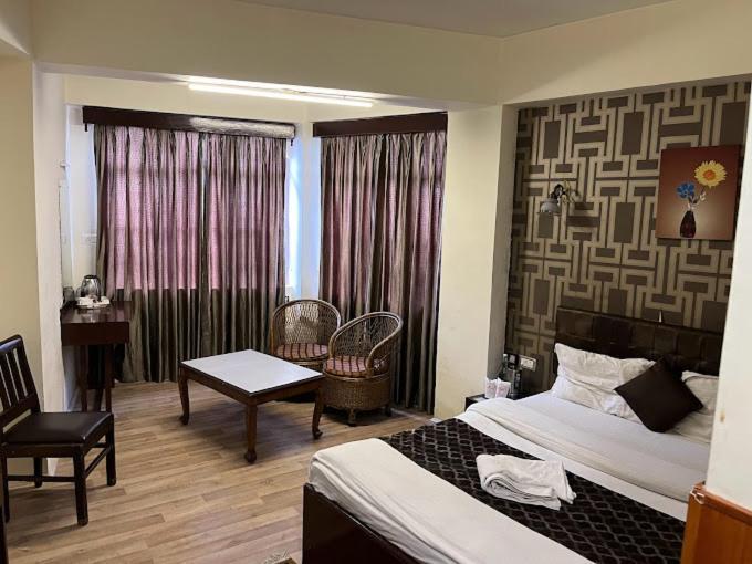 Yuma Sandpiper Hotel