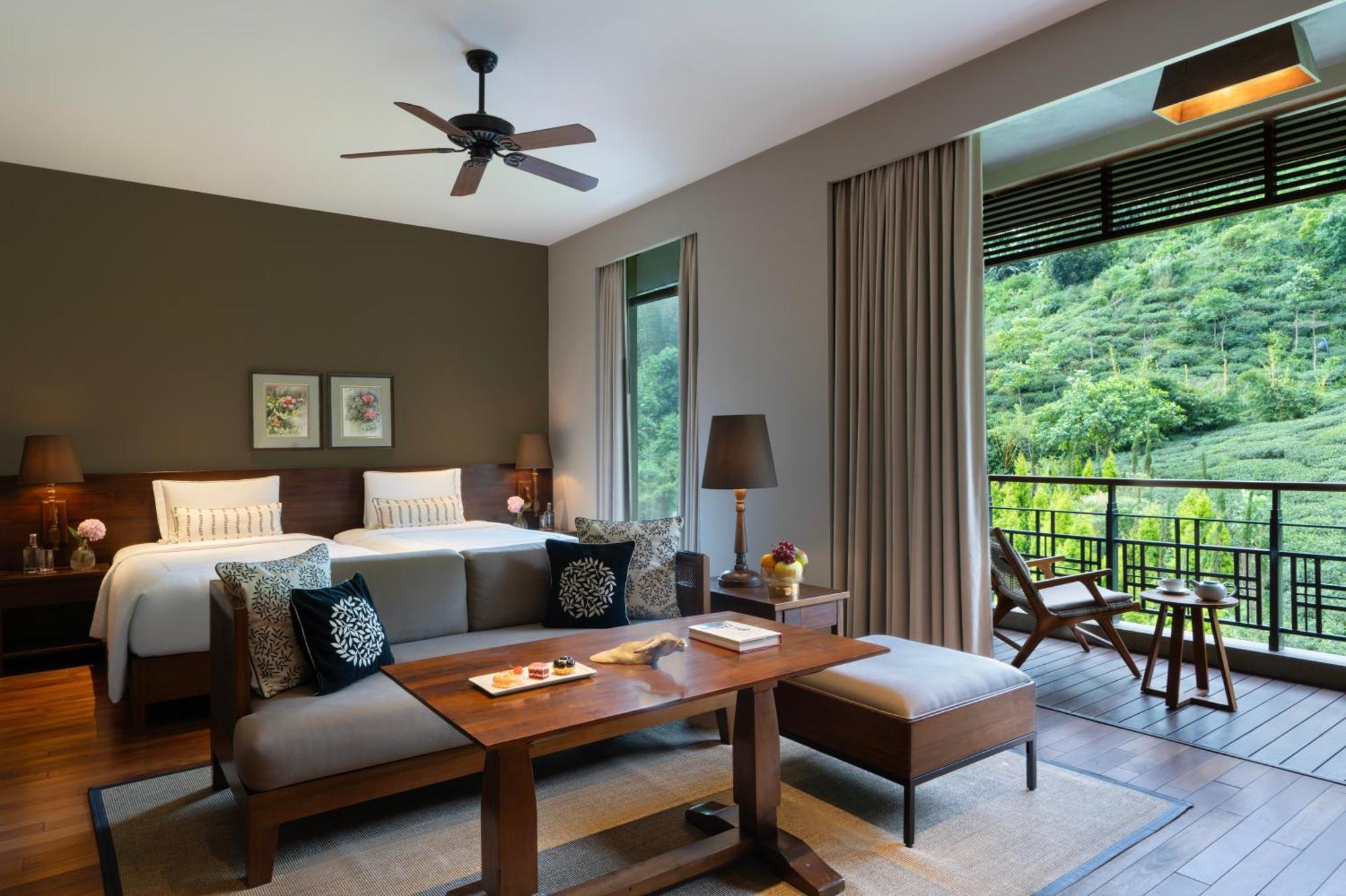 Taj Chia Kutir & Darjeeling Hotel