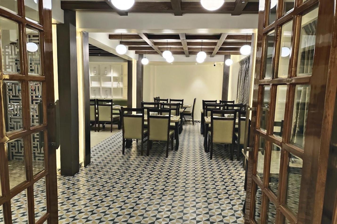 Serenity Taksa Palace Hotel 4*