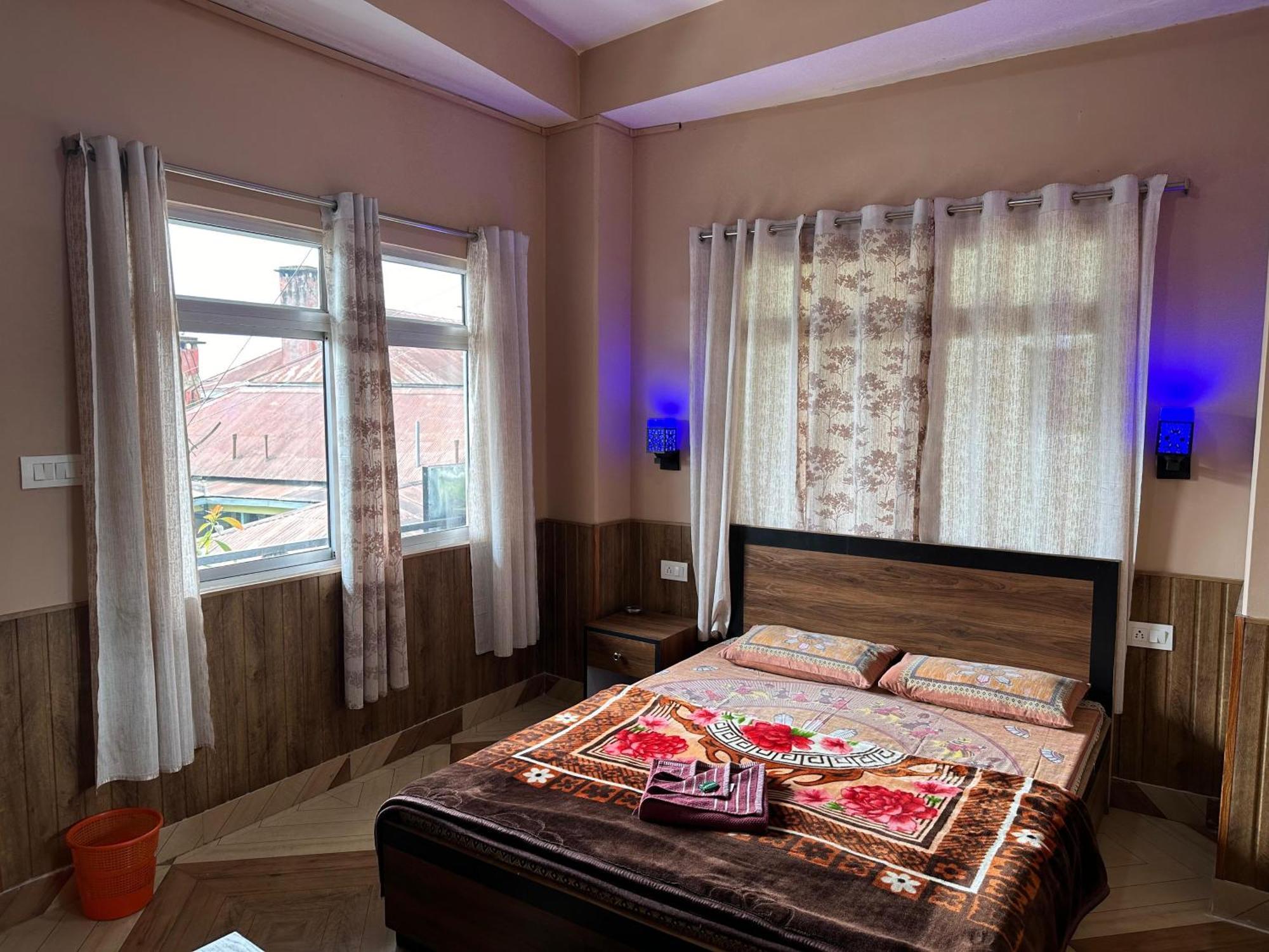 Singh Residency Homestay *