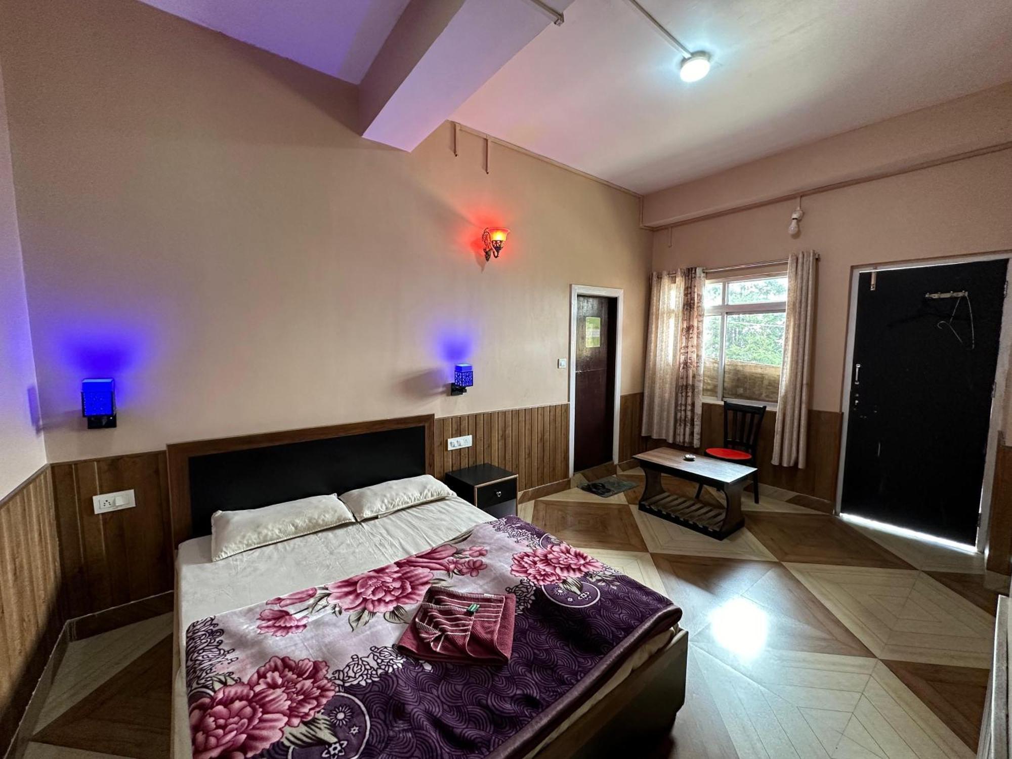 Homestay Singh Residency