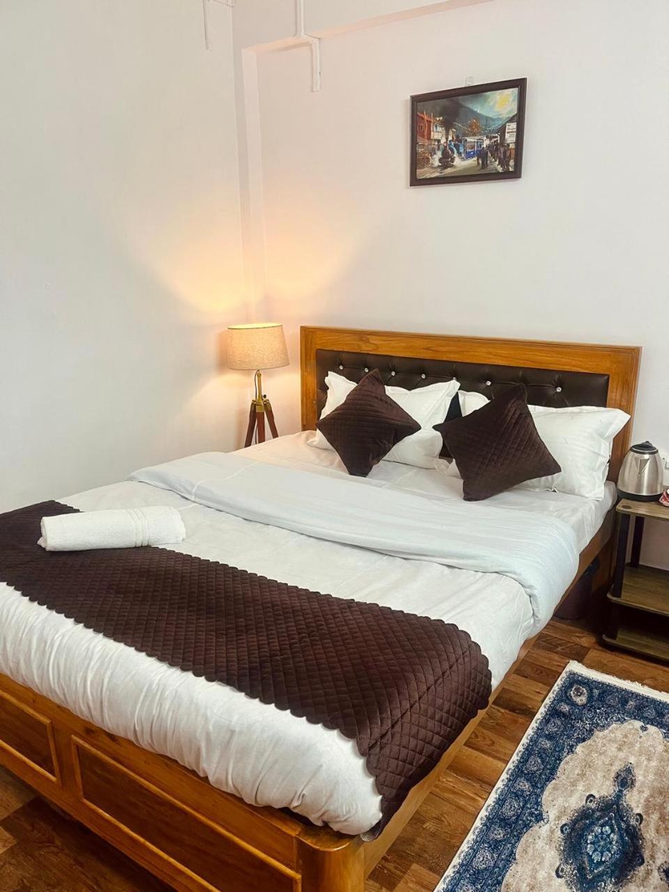 Homestay Forest - 80 Mts From Mall Road Darjeeling (West Bengal)
