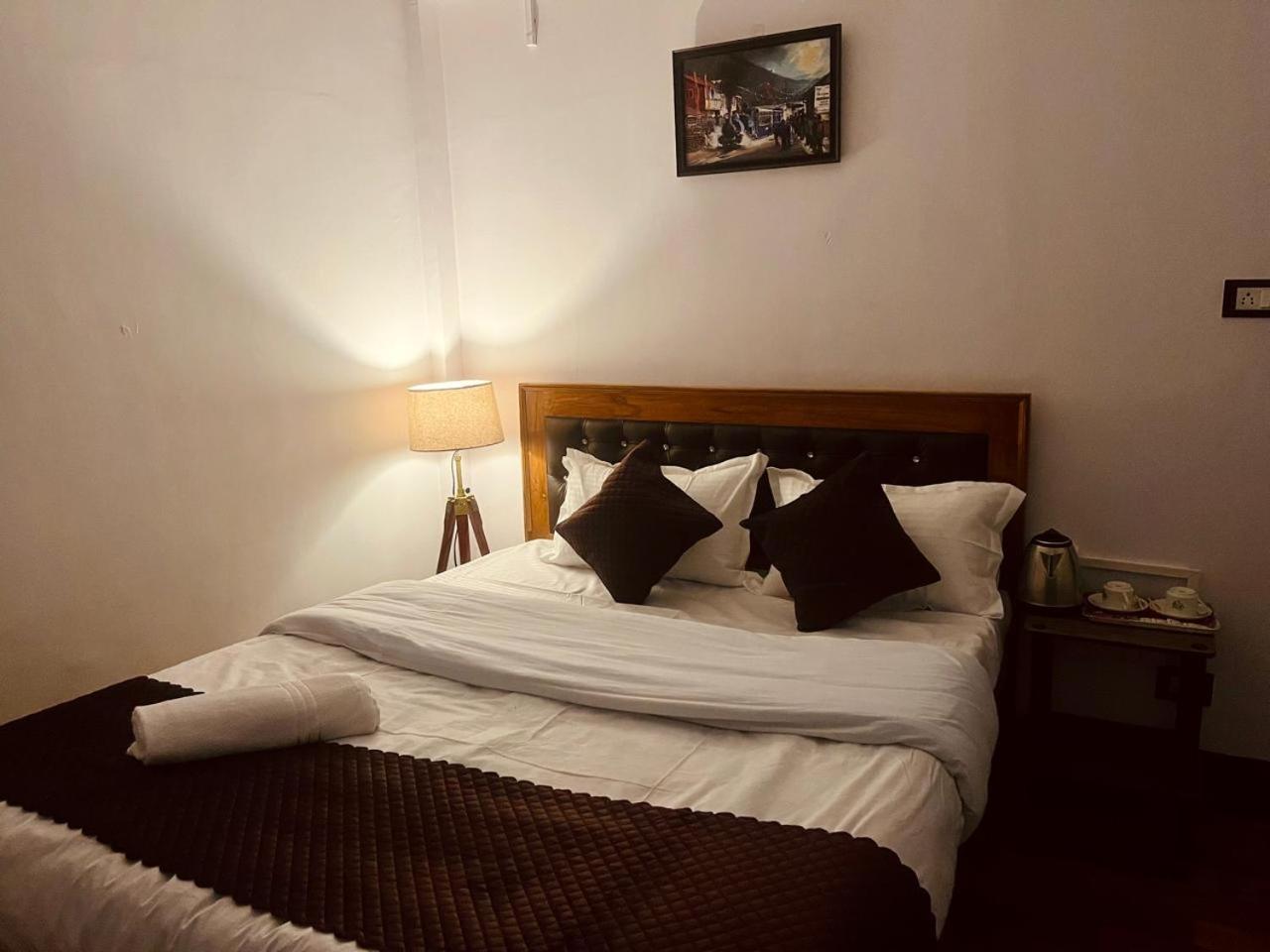 Forest - 80 Mts From Mall Road Darjeeling (West Bengal)