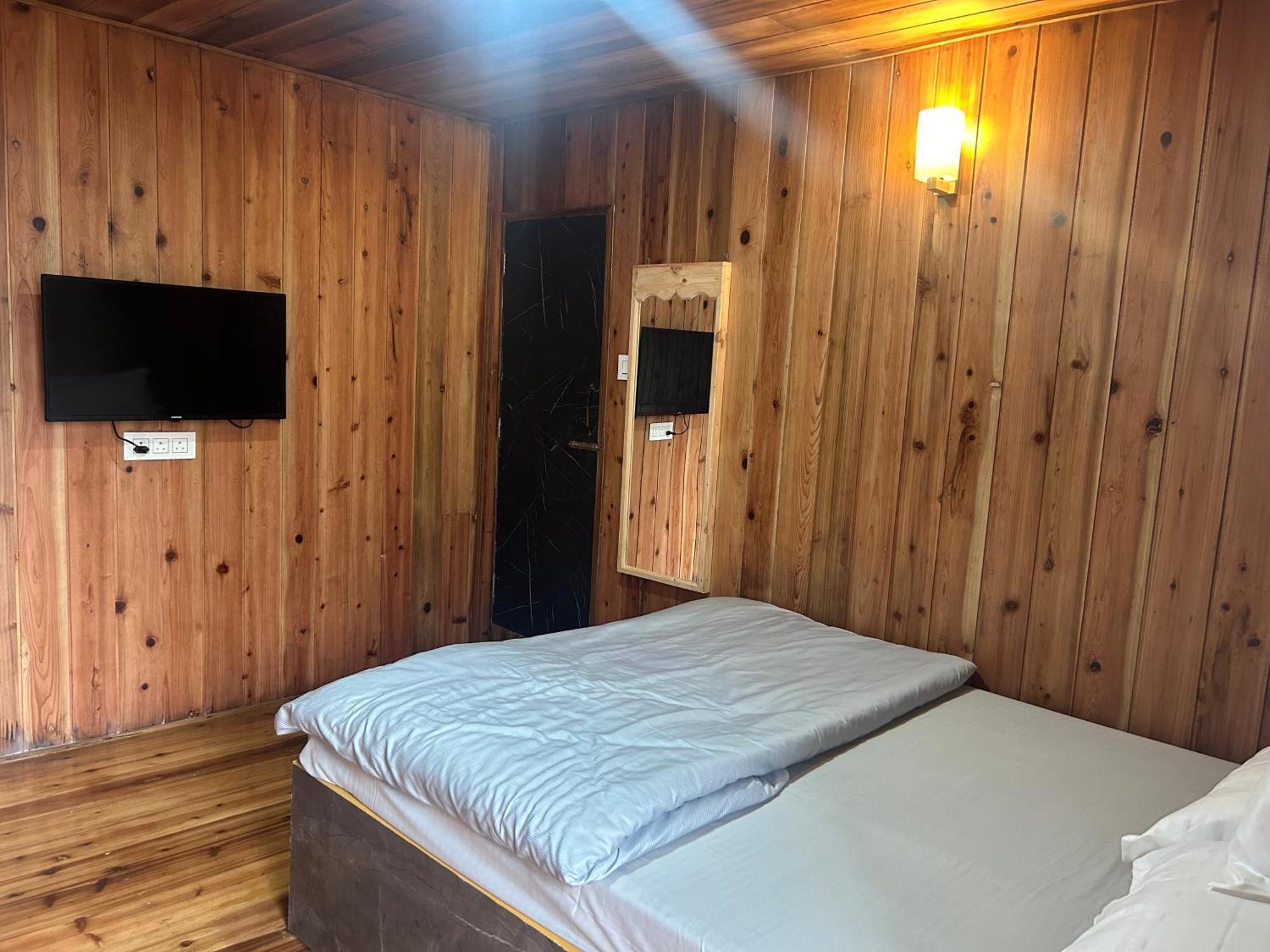Hotel Norbu's *