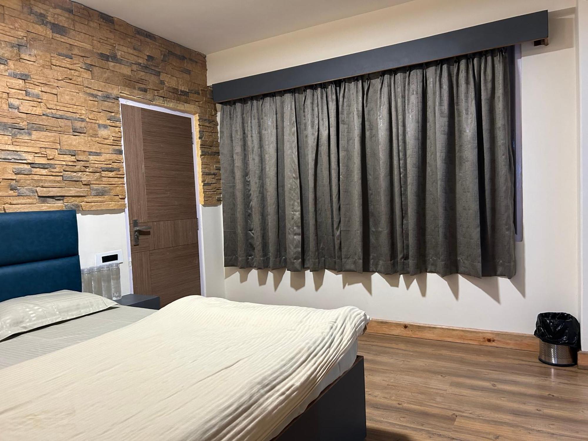 Norbu's Hotel