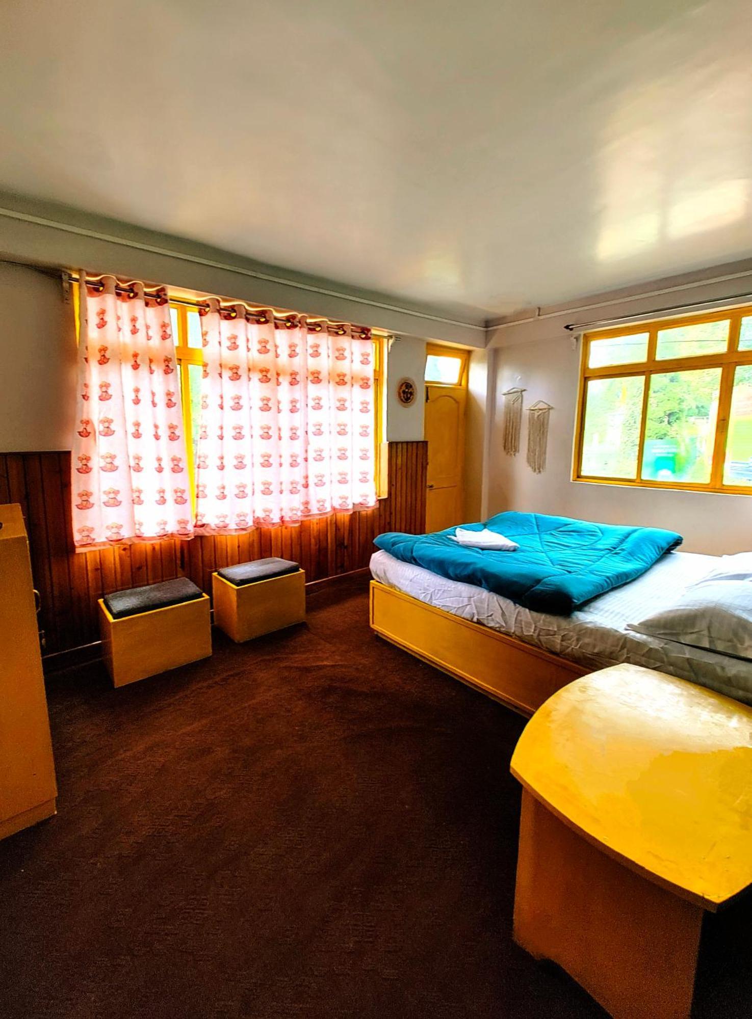 Hostel Hidden Monkey Backpackers Darjeeling, Batasia
