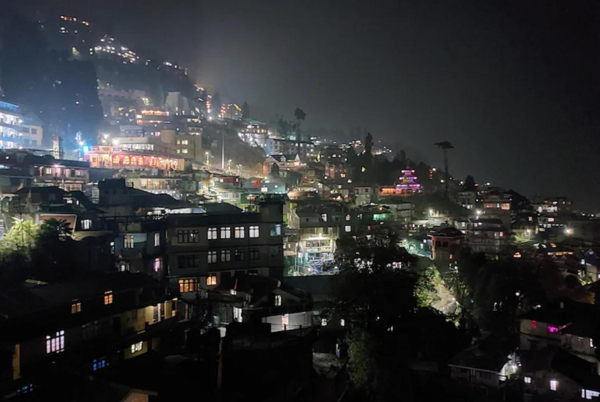 Pitstop Darjeeling - Excellent Service Recommended & Couple Friendly 3* Darjeeling (West Bengal)