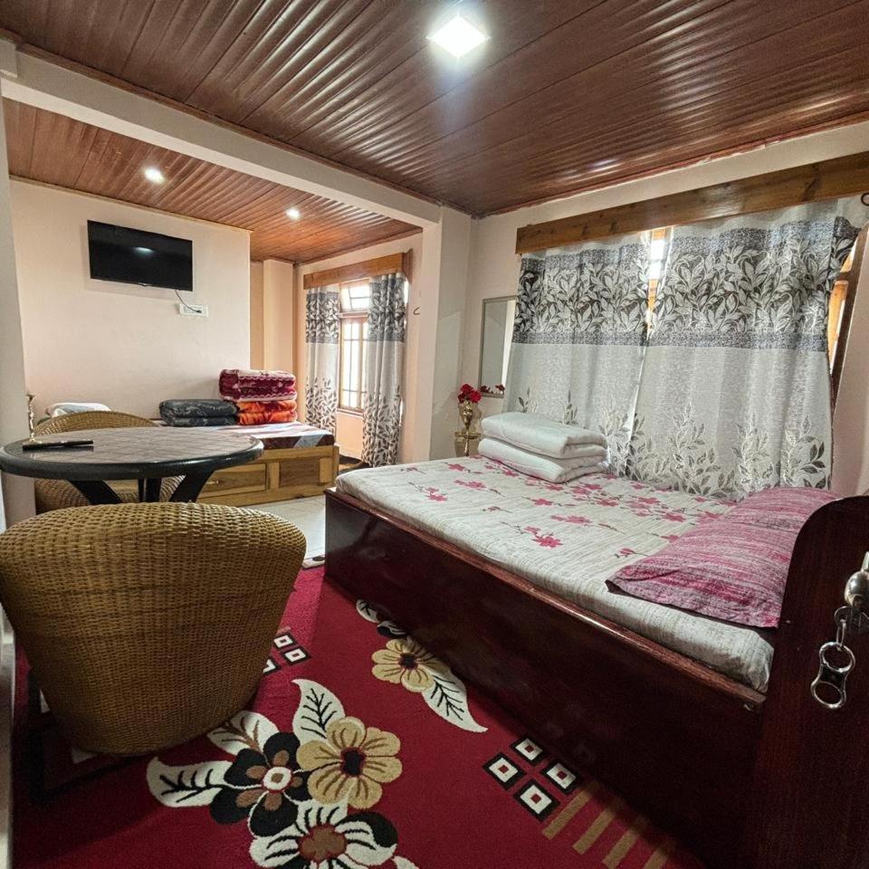 Homestay Siniolchu
