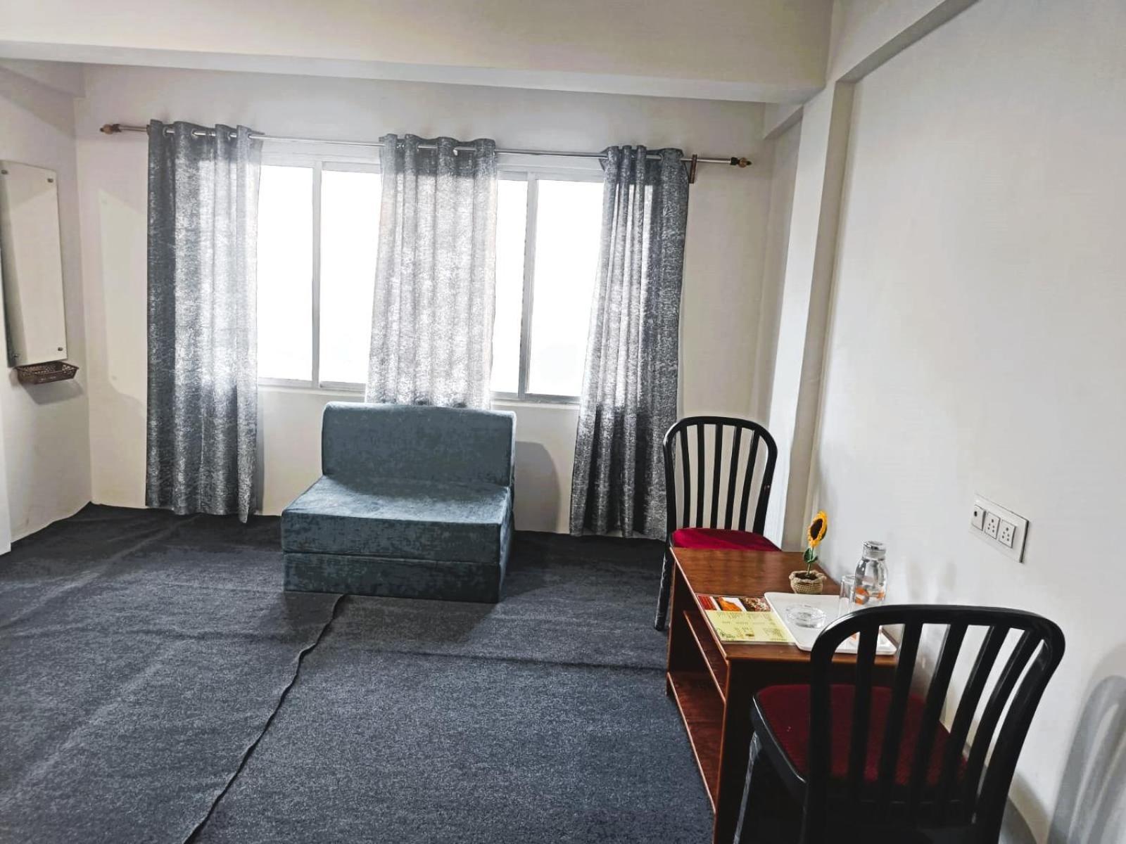 Hotel The Bharat Explorers - Samjhana 3*