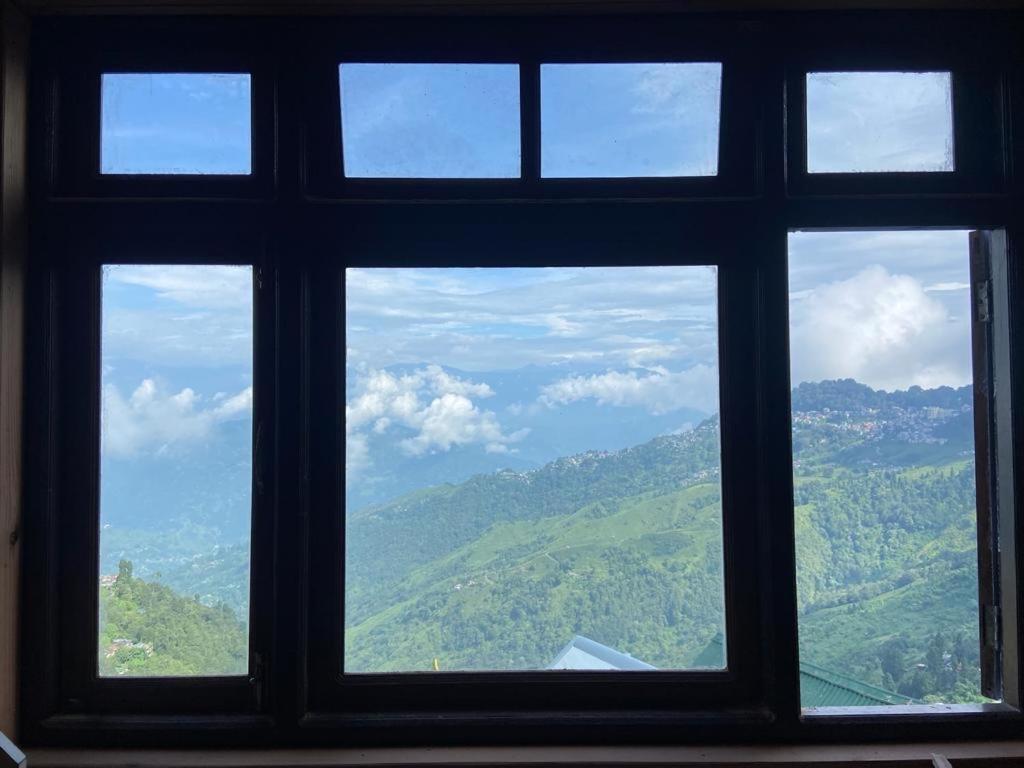 Norbu's * Darjeeling (West Bengal)