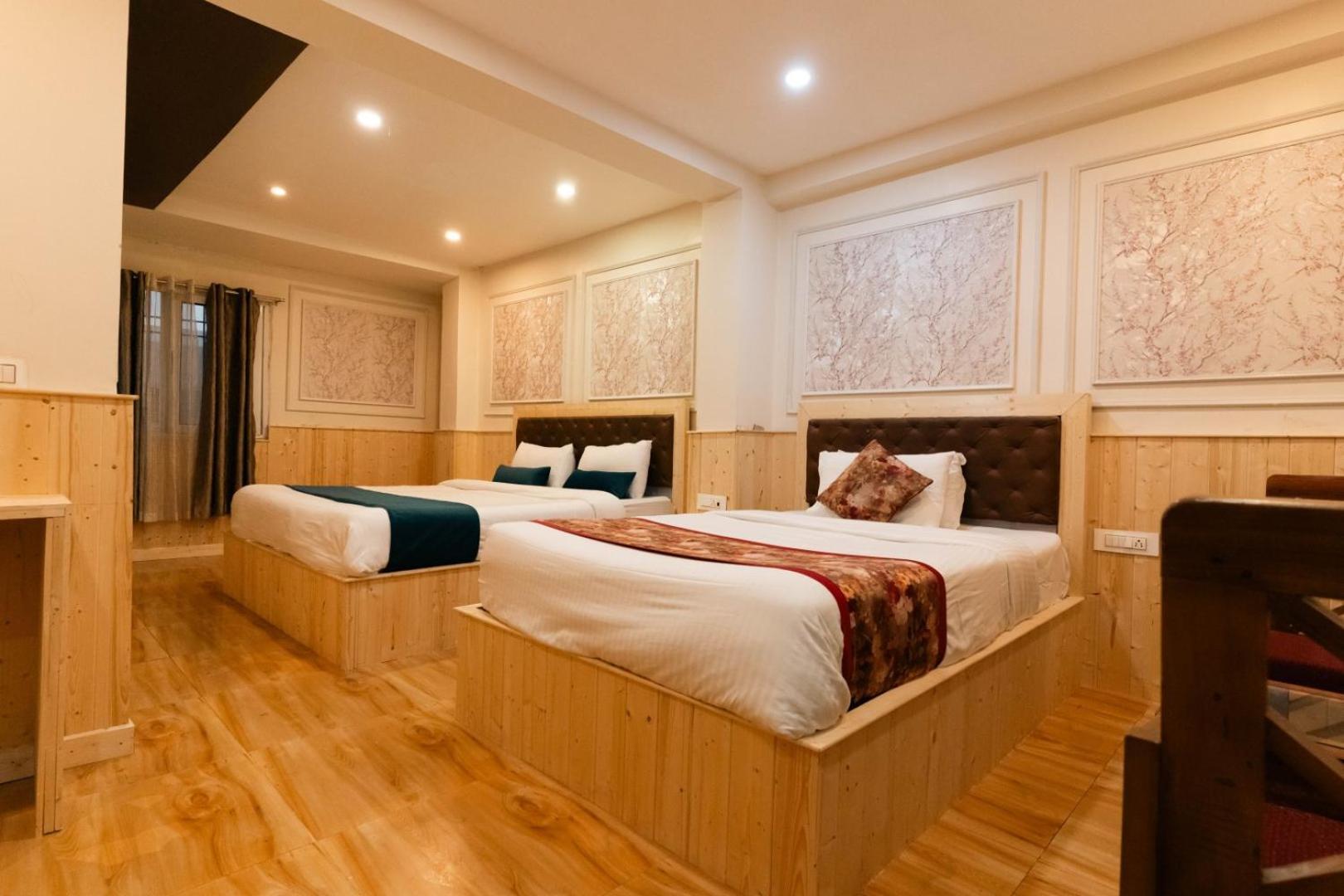 Hotel Avianna New Mandala & 4*