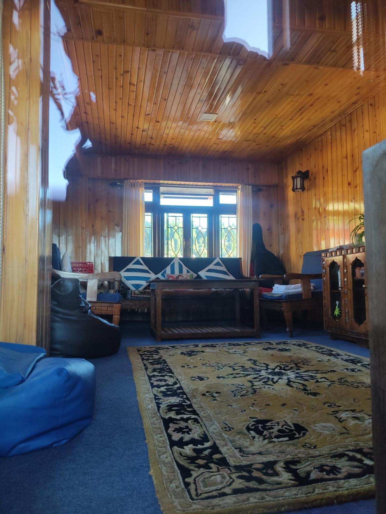 Tashiling Apartment *