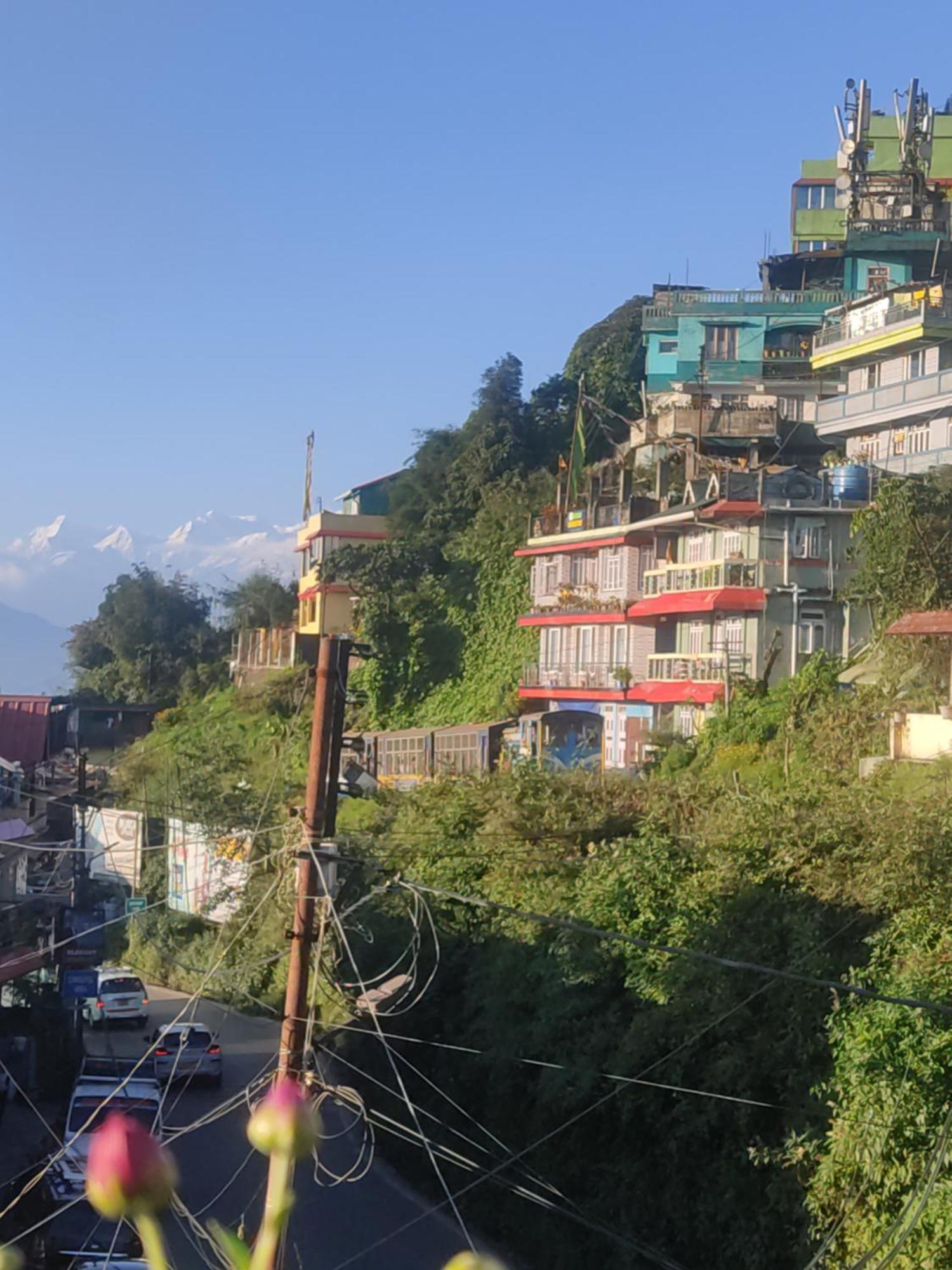 Tashiling Apartment
