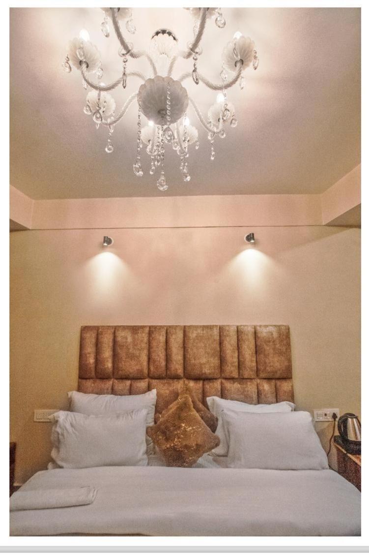 King Near Drc Parking Hotel 4*