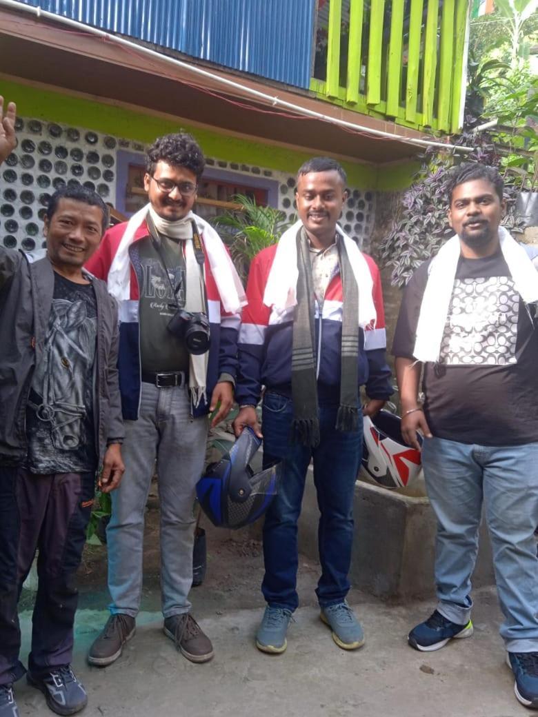 Dsd Bomzon * Darjeeling (West Bengal)