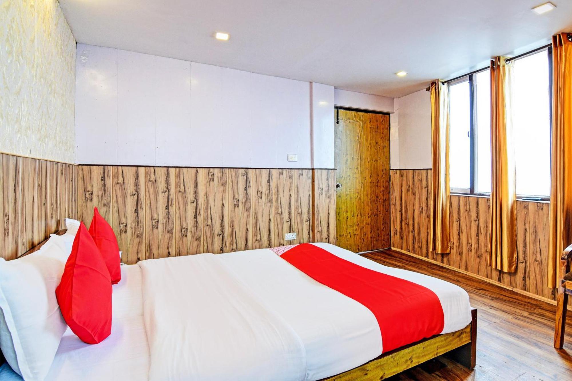 Hotel O Shanti Palace 3*