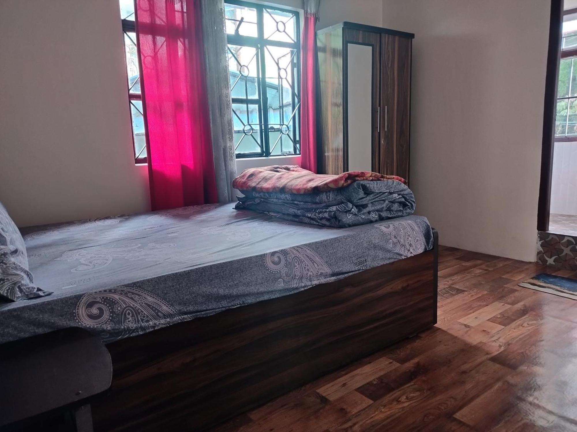 Jyorden's Apartment