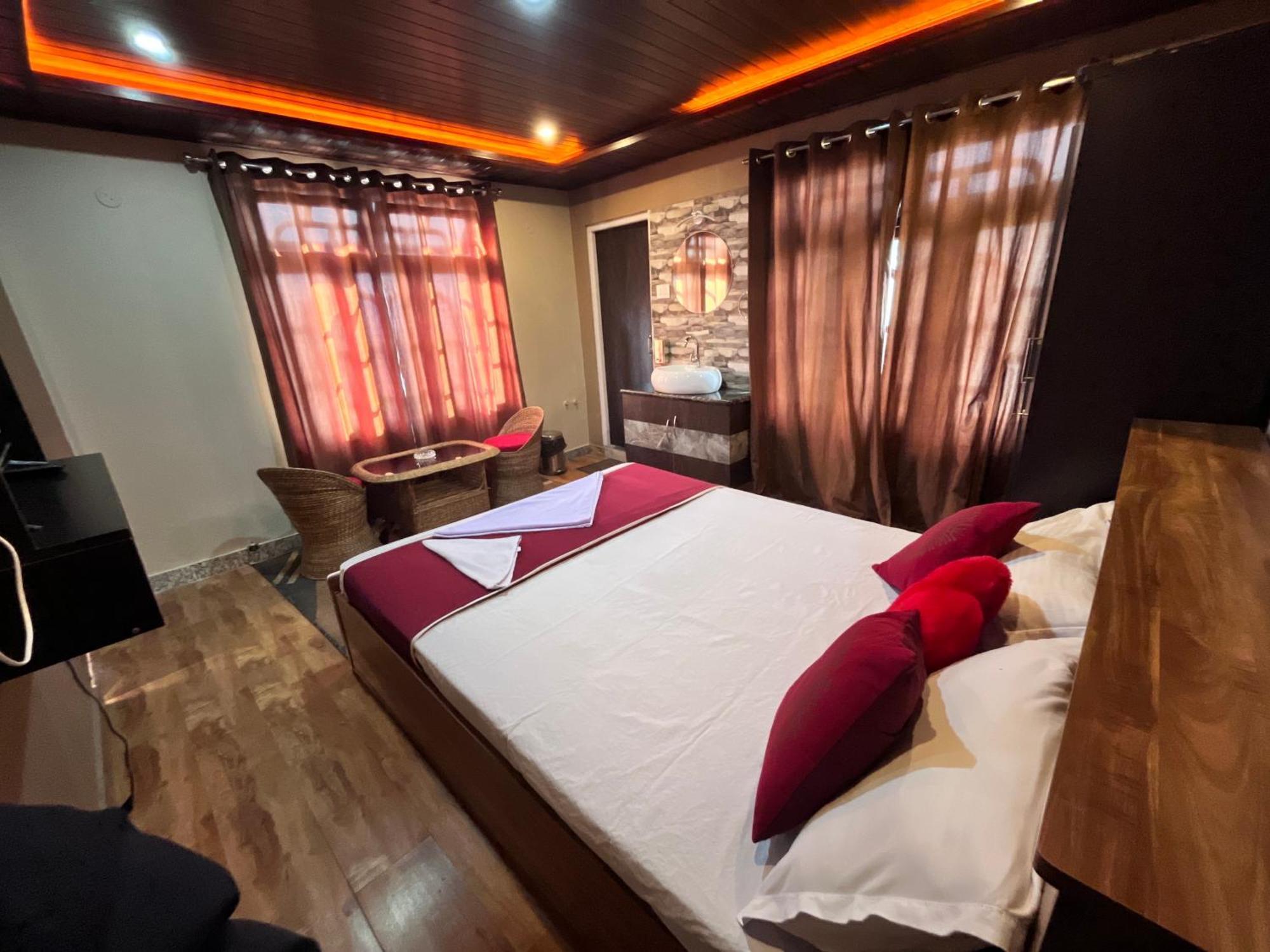Homestay Traditional & Restaurant !! Kurseong !! In Kurseong *