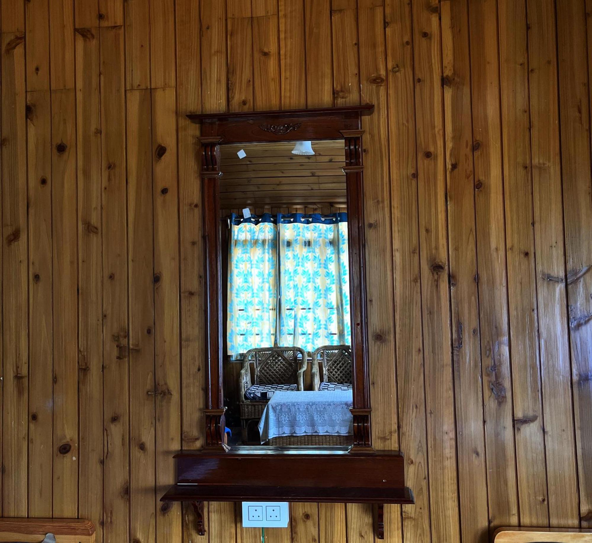 Homestay Eagle's Nest *