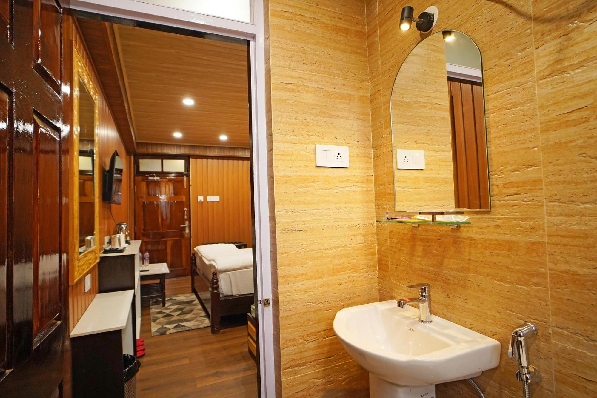 Sher Bengal Darjeeling 100 Mts From Mall Road Couple Friendly Hotel Darjeeling (West Bengal)